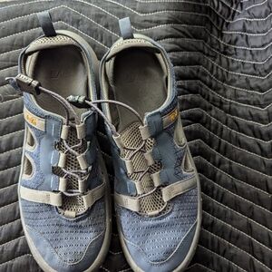 Teva Men's Blue and Gray Outdoor Sandals